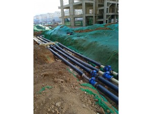 淄博志成管道专业焊接PERT二型热力温泉供暖管道。