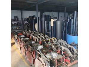 山东淄博租赁各种PE管道手动自动液压对焊机、电熔焊机。